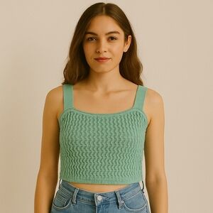 GUESS Yasmina Tie-Back Crop Top – Vital Green – NWT – Size XL